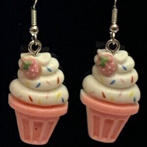 Cupcake Earrings